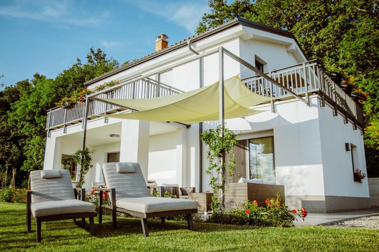 Hisa Dobrega Pocutja Kozina Exterior foto